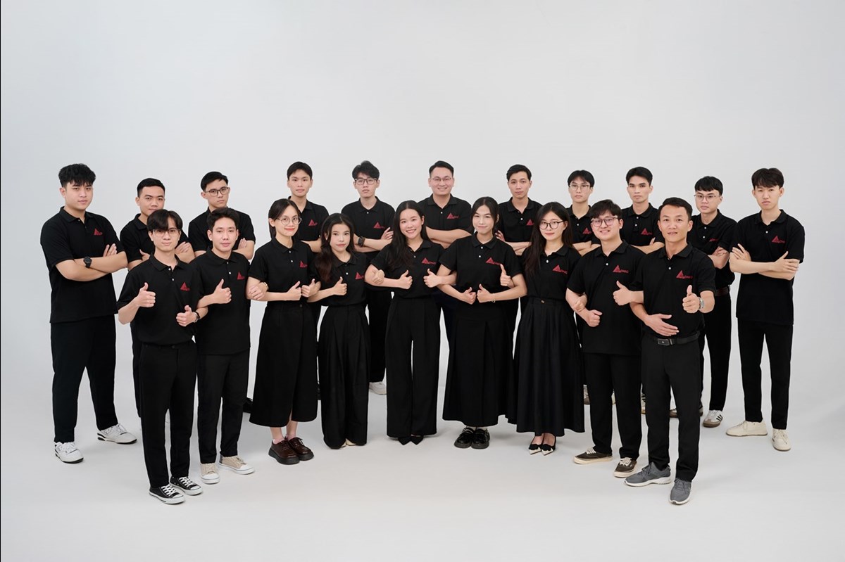 210900-team-profile5177.jpg